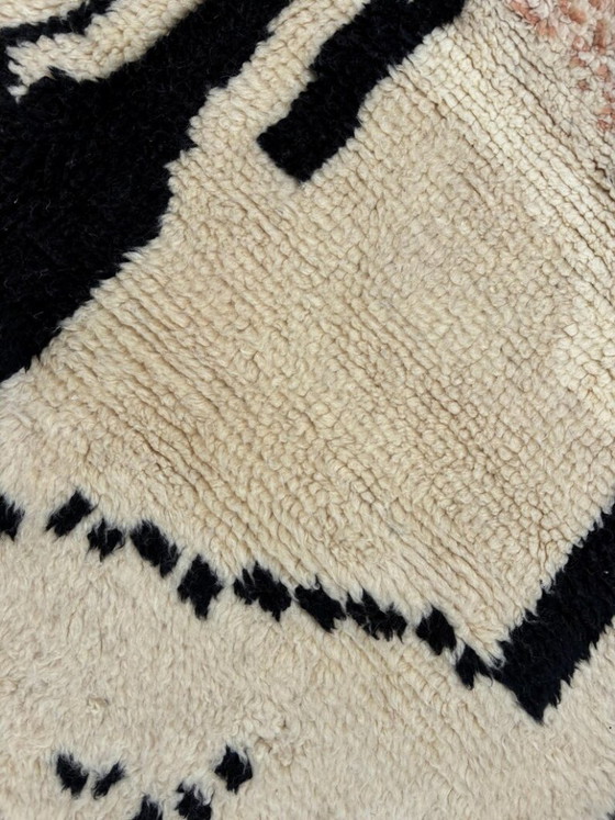 Image 1 of Modern Marokkaans Berber wollen tapijt – Handgemaakt wollen tapijt
