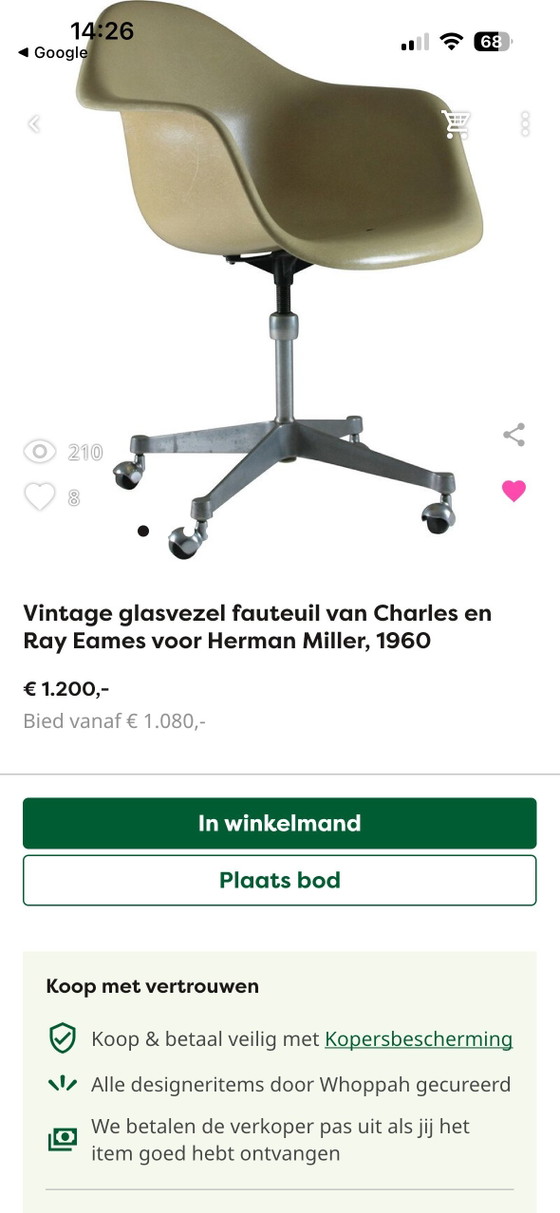 Image 1 of prachtige vintage Eames Fiberglass Armchair van Herman Miller, ontworpen door het iconische ontwerpersduo Charles en Ray Eames