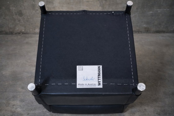 Image 1 of Poltrona Wittmann Design 'Aura' – pelle nera – Paolo Piva