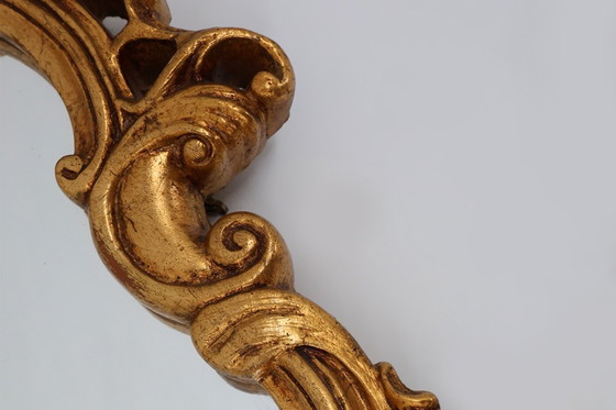 Image 1 of Franse 20e-eeuwse spiegel in barokstijl met vergulde kuif