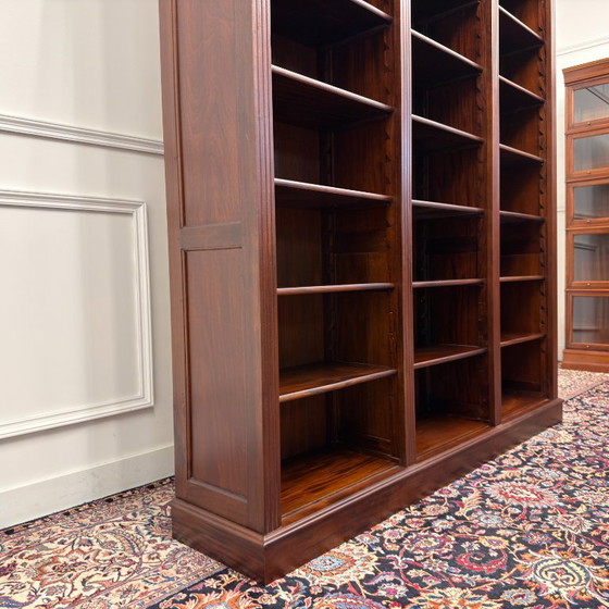 Bibliothèque ouverte classique anglaise – Bois (photo 7 of 12)