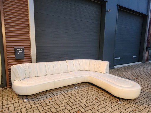 de Sede 1064 (lounge) sofa in Select 2413 snow by Hugo de Ruiter