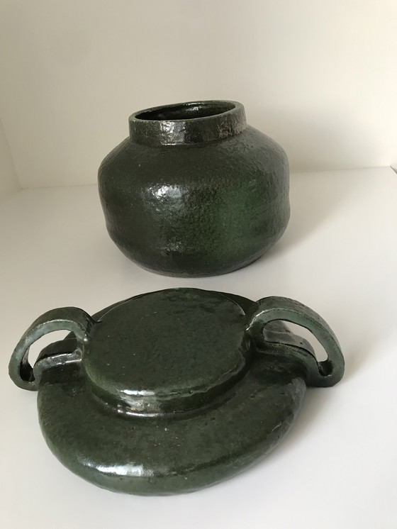 Image 1 of Pot en céramique fait main – émaillé vert foncé