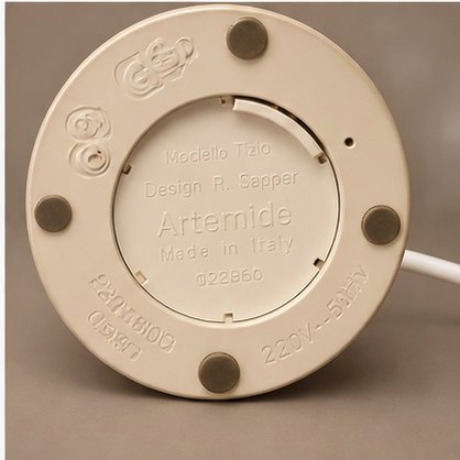 Artemide Tizio – Richard Sapper – Vintage Design – Moonraker 1979 – Table lamps, Metal, Plastic (photo 5 of 8)