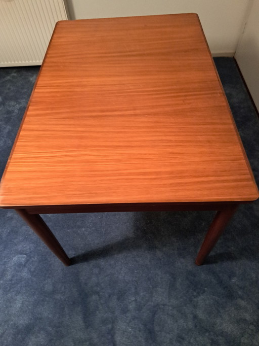 Vintage Extendable Wooden Table