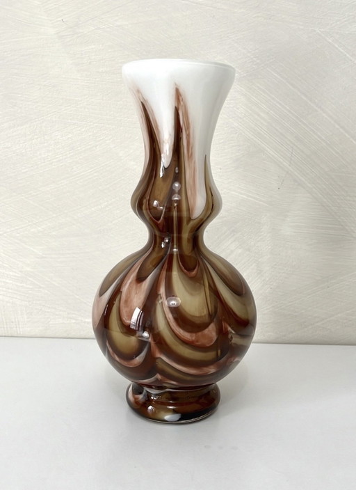 Vaso vintage in opalino di Murano marrone e bianco degli anni '70