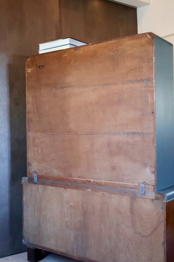 Image 1 of Art-déco-Vitrinenschrank aus Wurzelholz, 1930er Jahre – restauriert in Wellington Green