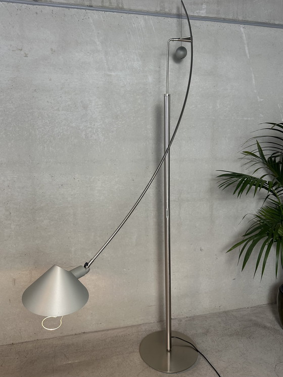 Image 1 of XXL design vloerlamp ‘Nestore Terra’ - Artemide