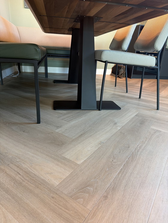 Image 1 of HARVINK Eetkamertafel en hoekbank