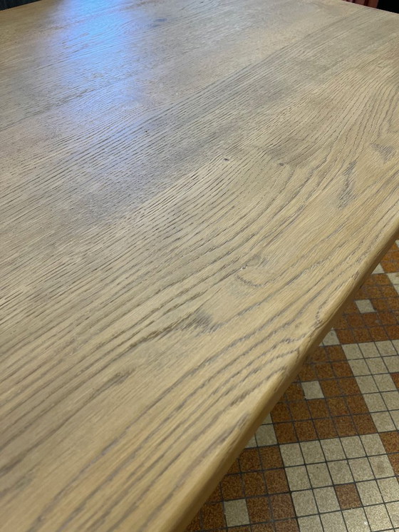 Image 1 of Mesa de roble en bruto