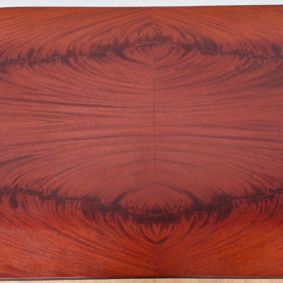 Image 1 of table basse ovale vintage en bois de palissandre