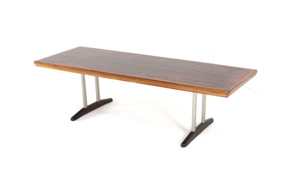 Image 1 of Table basse vintage en palissandre et noyer « Drachten »