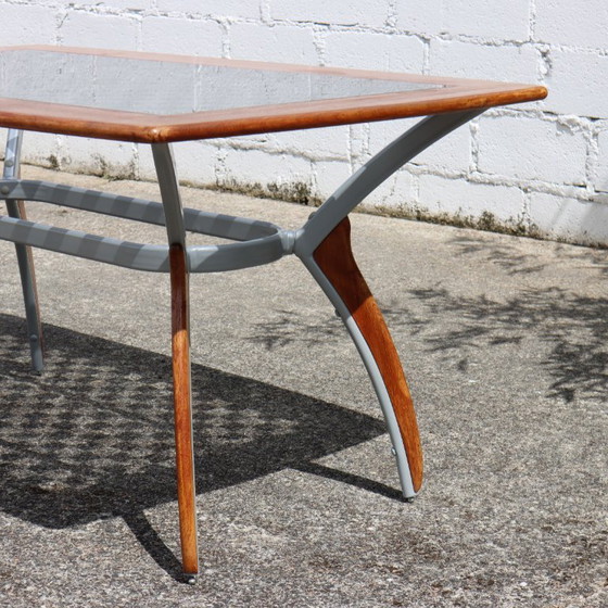 Image 1 of Italiaanse eettafel van glas, hout en metaal - Italiaanse design eettafel - jaren 80