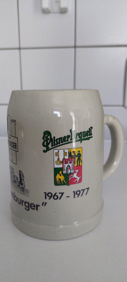 Zeldzame Vintage Jubileum Bierpul 0,5 liter – Pilsner Urquell & Budweiser (1977)