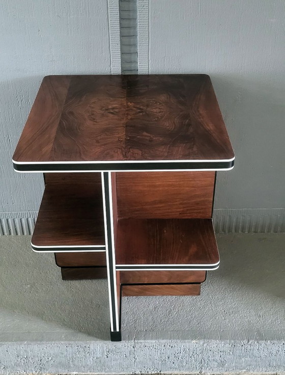 Image 1 of Couchtisch im Art-déco-Stil von Waring & Gillow, 1930er Jahre, Nussbaum, Tischplatte aus Wurzelnussholz.