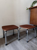Ensemble de deux tables d'appoint des années 1970