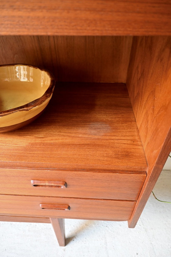 Image 1 of Prachtig groot vintage highboard jaren 60, teak fineer