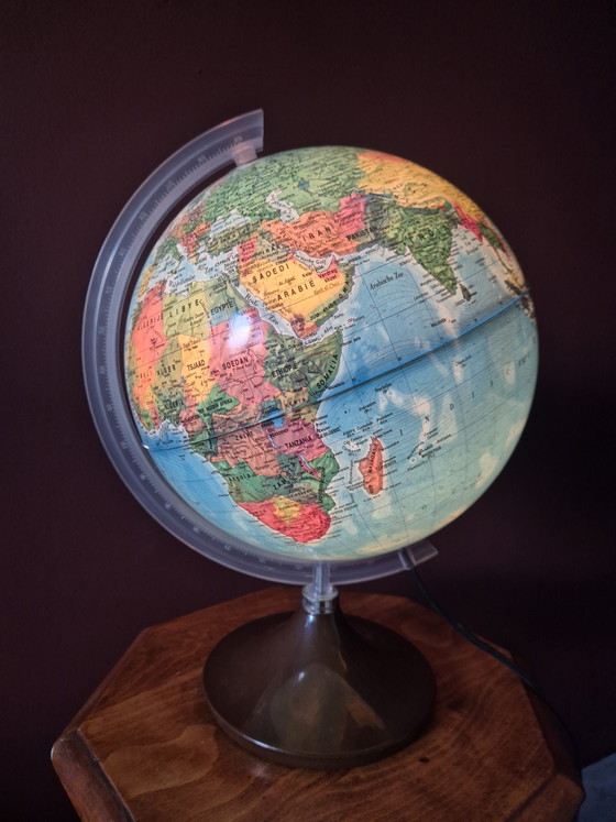 Mappamondo luminoso vintage | Ø 29 cm | Mappamondo retrò, Oggetti decorativi, Plastica, Multicolore (foto 2 di 6)