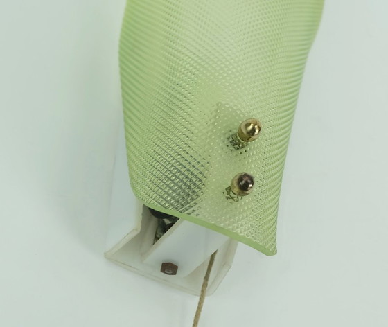 Image 1 of bellissima applique anni '50 con paralume in acrilico verde