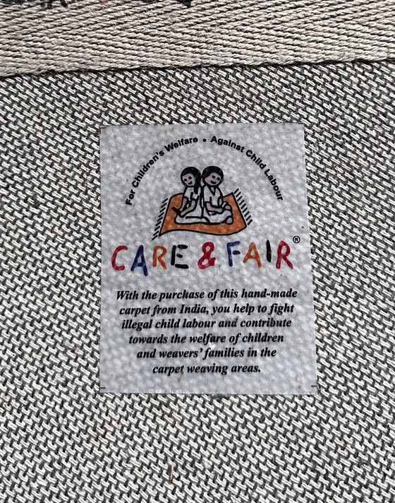 Image 1 of Want carpet