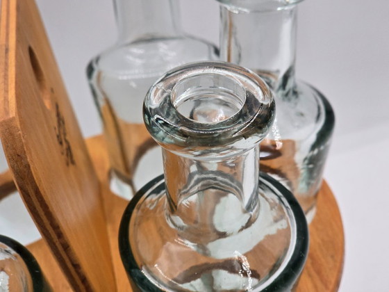 Image 1 of Holzhalter mit 6 konischen, mundgeblasenen Flaschen, Design