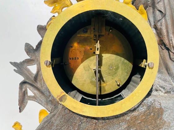 Image 1 of Reloj antiguo bajo cúpula * siglo XIX *