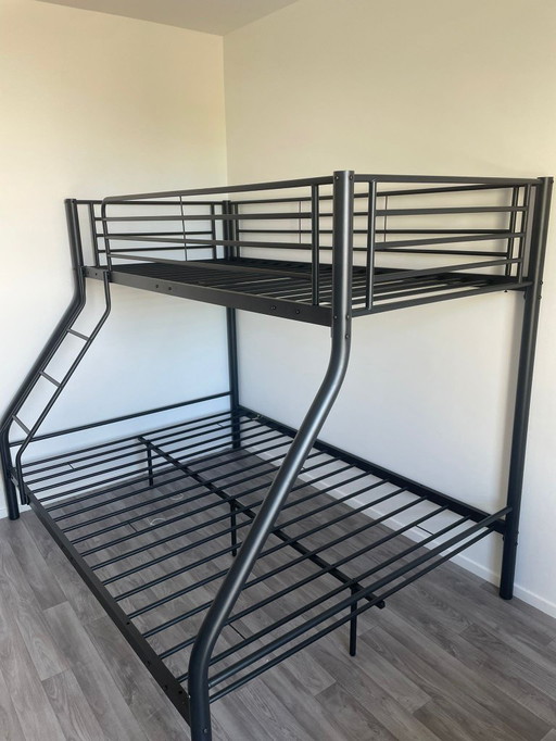 Bunk bed 2+1 with mattress
