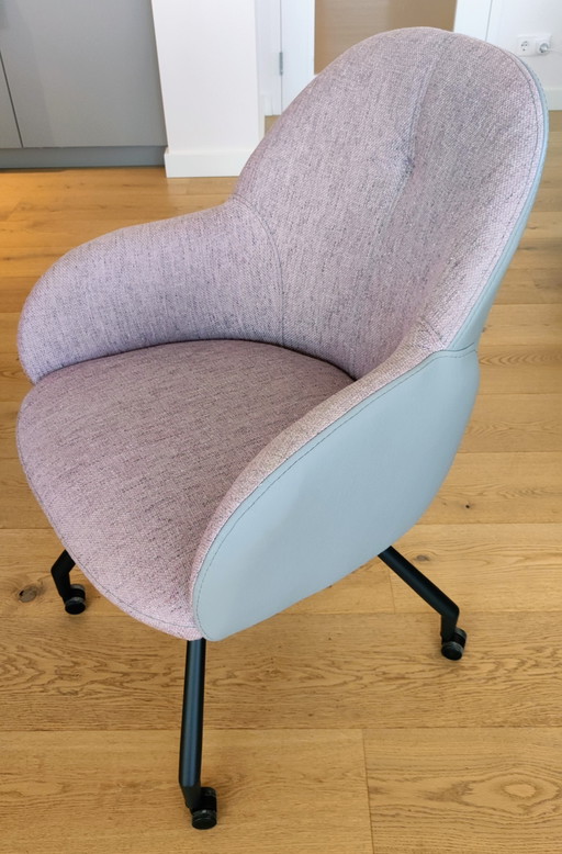Henders & Hazel
Clarissa, ensemble de 8 chaises de salle à manger