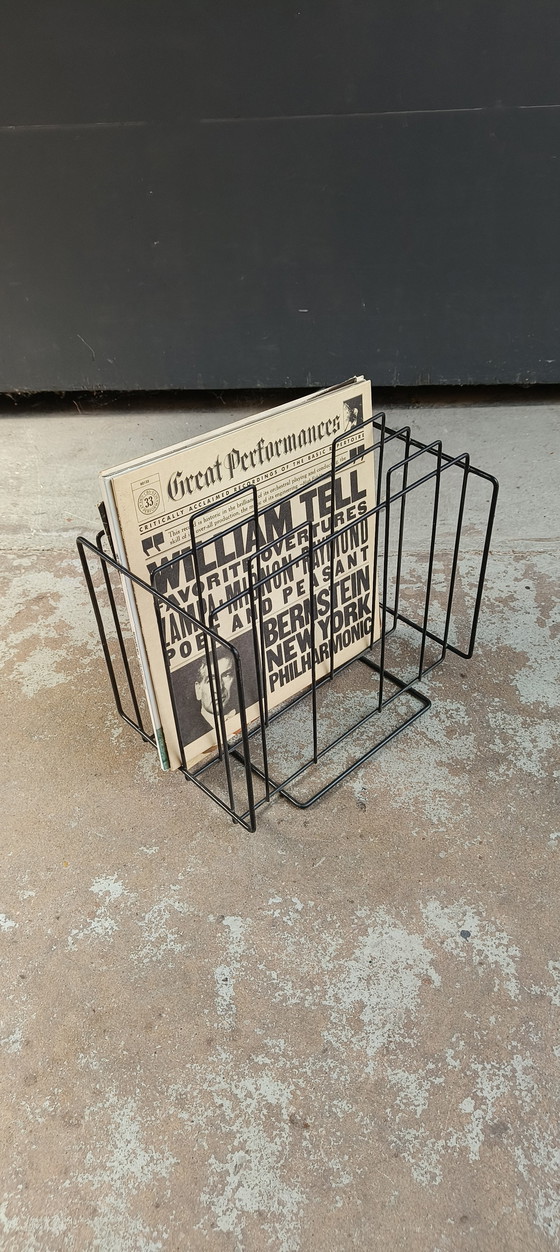 Image 1 of Draadstaal Minimalistisch Vintage Retro Jaren 60 Platenhouder