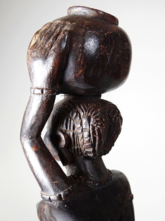 Image 1 of Statuetta africana vintage in legno intagliato, Africa occidentale, XX secolo