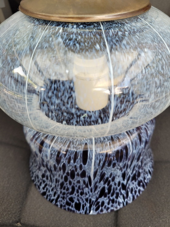 Lampada a sospensione in vetro di Murano soffiato a mano, viola/bianco, vintage anni '70 (photo 5 of 11)