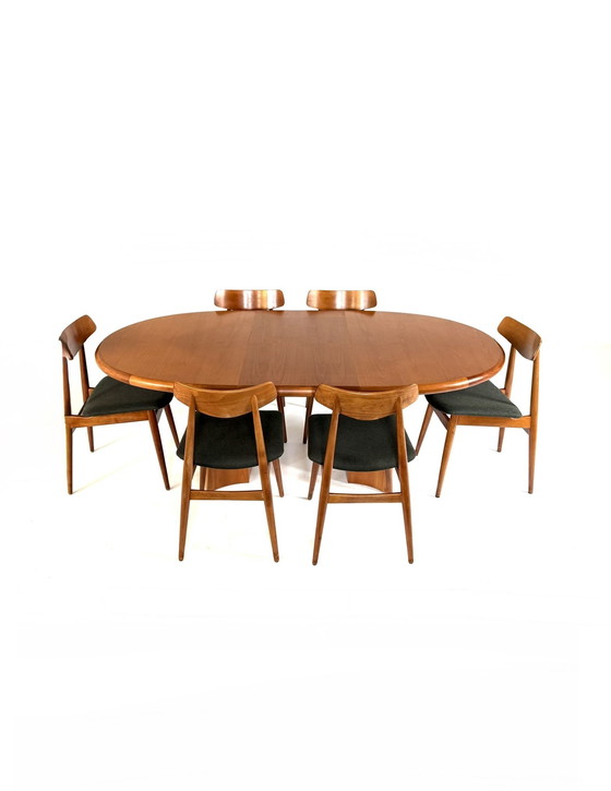 Image 1 of Vintage Danish extendable dining table '70