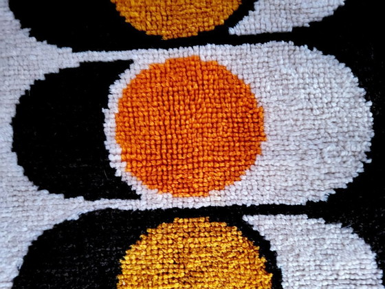 Image 1 of Vintage rug, space age design 1970s, 130 x 67 cm