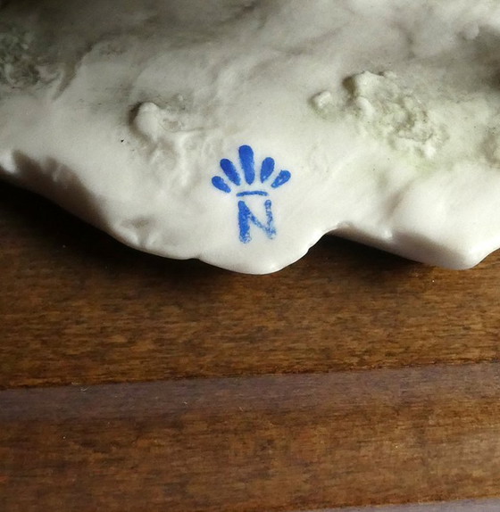 Image 1 of Figura de una pareja de ánades reales, diseñada por Giuseppe Armani, cerámica pintada a mano, base de roble.