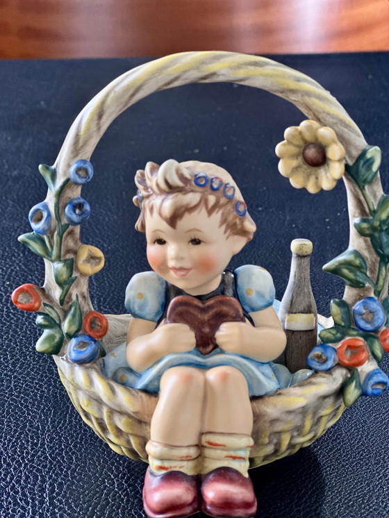 Image 1 of Figurine Goebel Hummel