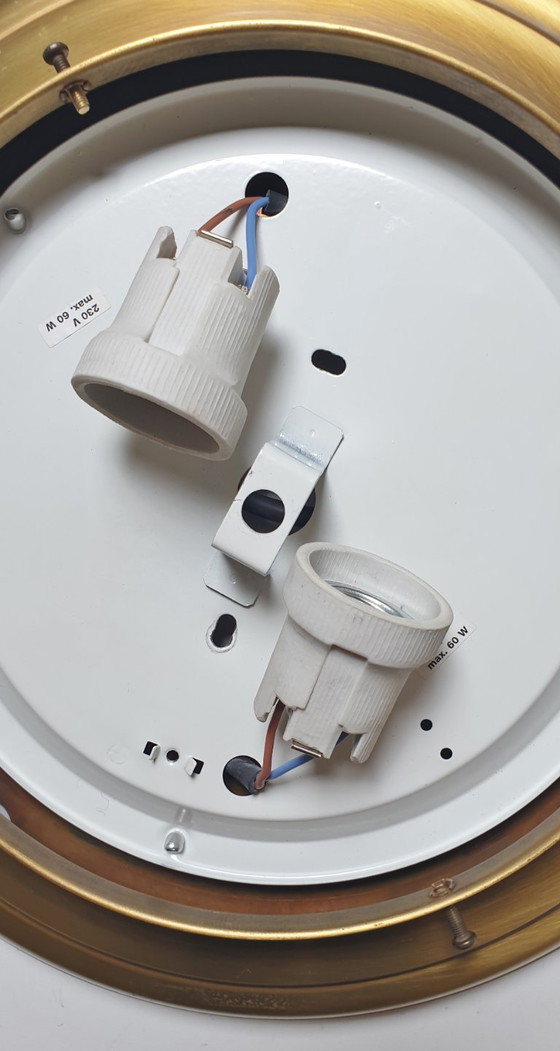 Image 1 of Große Art-Deco-Deckenleuchte aus Opalglas (33 cm).