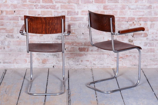 Set van 2 gerestaureerde Bauhaus-stoelen, van Mart Stam, chroom, multiplex, Duitsland, jaren 1930. (photo 2 of 9)