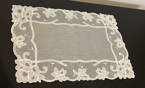 Ensemble de 4 napperons vintage