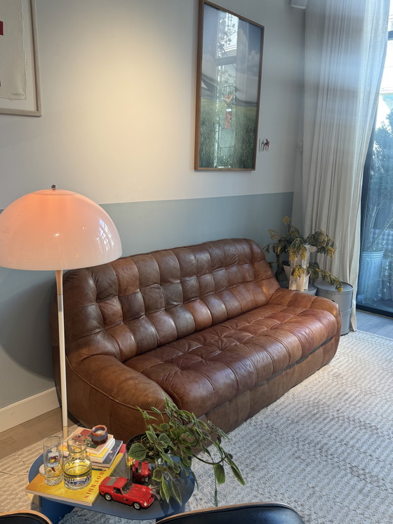 Image 1 of Canapé design vintage Ligne Roset style Togo en cuir marron