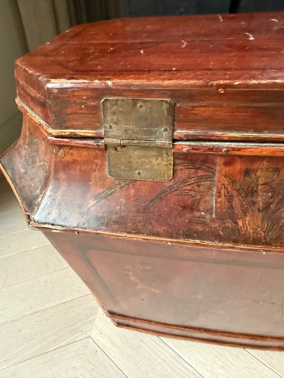 Image 1 of Auténtico cofre nupcial chino, antiguo.