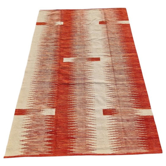 Handgeweven modern rood ikat kilim tapijt | Platgeweven wollen tapijt | 168 × 239 cm (66 × 94 inch) (photo 3 of 10)
