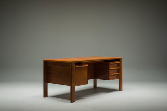 Image 1 of  Freistehender Teakholz-Schreibtisch von Gv Møbler, Mid-Century, 1960er Jahre