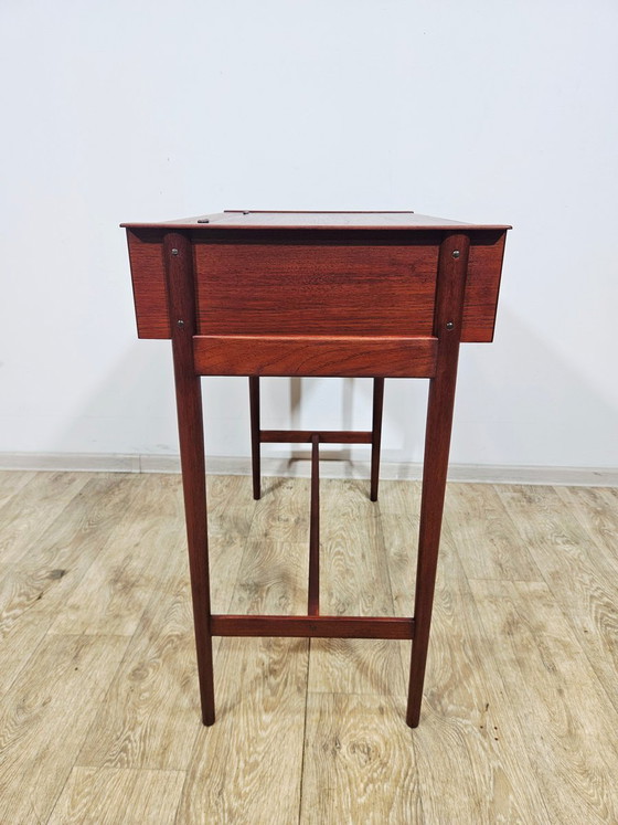 Toletta Vintage Scandinava in Teak, anni '60 – Tolette, Scandinavian (photo 4 of 21)