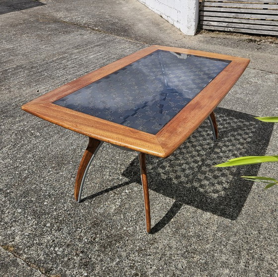 Image 1 of Italiaanse eettafel van glas, hout en metaal - Italiaanse design eettafel - jaren 80
