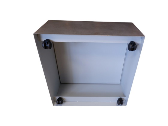 Image 1 of Mesa de centro móvil de acero inoxidable