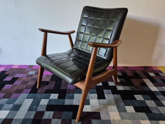 Image 1 of Poltrona in teak con rivestimento in finta pelle nera, anni '60.