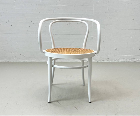 Image 1 of Set of 4 bentwood chairs 209 by Thonet from 2020