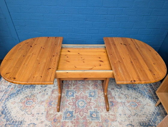 Image 1 of Vintage grenen eettafel met vier stoelen, jaren 70