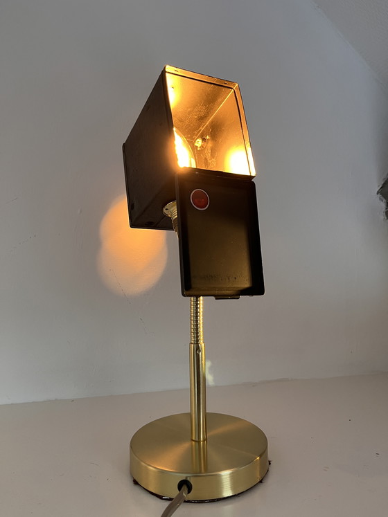 Image 1 of Unique vintage box camera lamp on a ‘golden’ lamp base