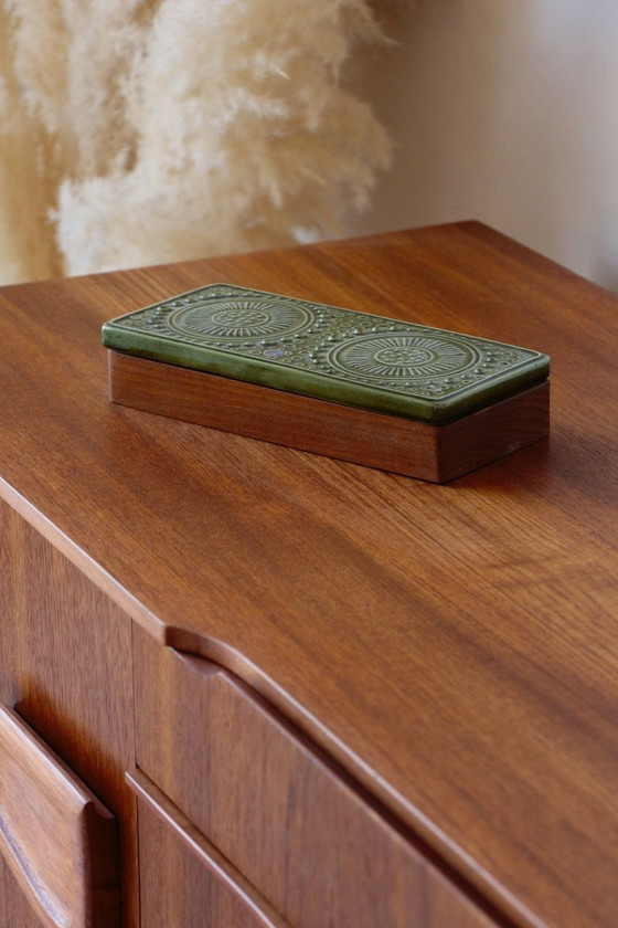 Image 1 of Skandinavisches Teak-Sideboard, 1960er Jahre - Restauriertes Beautility-Sideboard